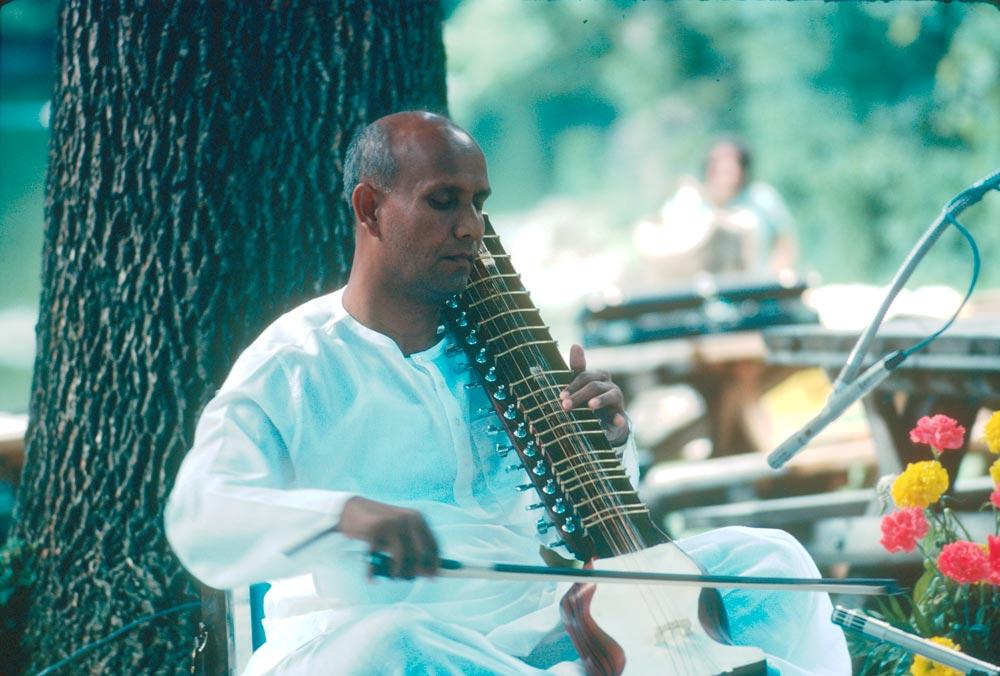 sri-chinmoy