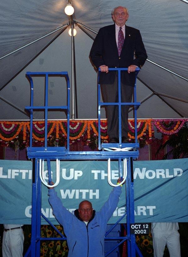 lifting-up-world